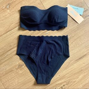 SLOGGI lace bandeau and hipster brief set